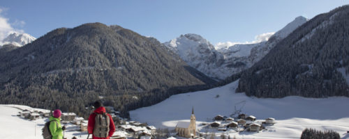 Blick auf das Winterwanderdorf Kartitsch in Osttirol © Tirol Werbung_Frank Stolle