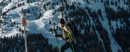 Zwei beschilderte Pistentourenrouten machen das Skigebiet Hochfügen zu einem beliebten Tourengebiet. © Skigebiet Hochfügen