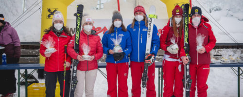 Siegerehrung: Klasse, Frauen Seheingeschränkt v.l.n.r. STARY Elina (AUT), FARKASOVA Henrieta (SVK), AIGNER Barbara (AUT) © SC Steinach