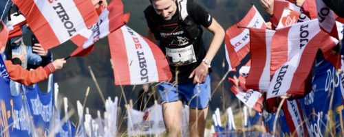 Gesamtsieger Thomas Roach beim Zieleinlauf am Gipfel der Hohen Salve © TVB Wilder Kaiser/Emanuel Adensam, Sportograf, Tour de Tirol