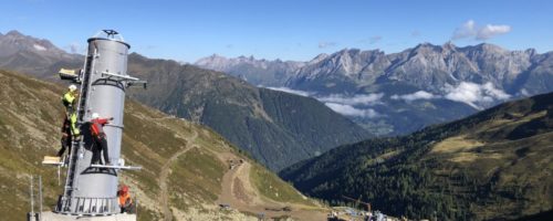 Die Bauarbeiten für die neue 8er Gondelbahn „Furglerblick“ liefen Sommer 2022 auf Hochtouren. © TVB Paznaun – Ischgl