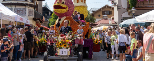 © Blumencorso Festzug, Tourismusverband Kitzbüheler Alpen – Brixental