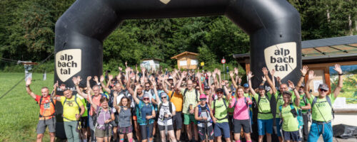 110 Teilnehmer gingen am 13.Juli bei der „Alpbachtal 24 h Wanderung“ an den Start. © Alpbachtal Tourismus