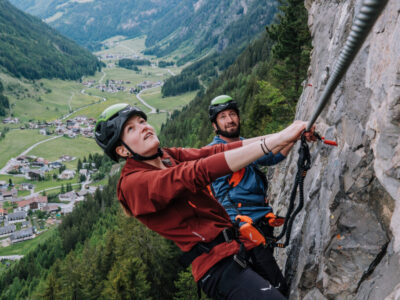 Kaunertal: Neuer Klettersteig eröffnet, Angebot „Dein erster 3.000er“ mit Bergführer erleben