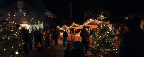 Magische Stunden beim Zeller Weihnachtsmarkt am 14. und 15. Dezember 2024 in Zell am Ziller. © Zillertal Arena, Tobias Egger