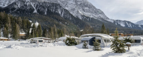 Das Zugspitz Resort in der Tiroler Zugspitz Arena hebt den Komfort des Campings auf ein neues Level. © Günter Standl