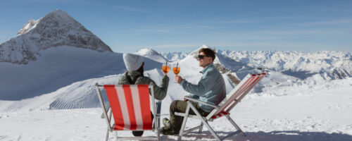 Die 5 Tiroler Gletscher versprechen bis in den Mai hinein feines Schneevergnügen und gutes Wetter © Hintertuxer Gletscher