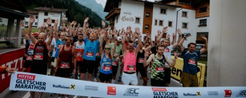 Halbmarathonstart beim PITZTALER GLETSCHERMARATHON 2025 © Jasmin Walter