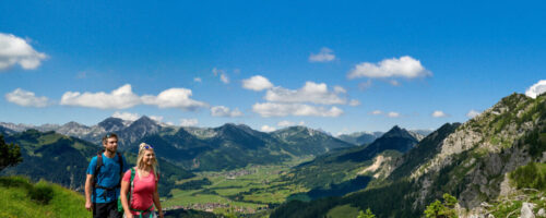 Wandern auf verschiedenen Ebenen im Tannheimer Tal © Anna Meurer